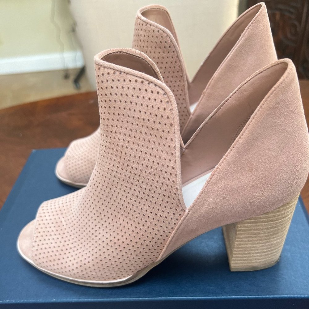 Cole Haan Shiloh perforated suede open toe bootie (Size 7.5)